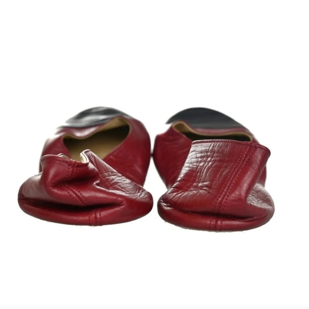 CHANEL Set of Bordeaux Red Leather Bucket Bag and Matching Leather House Shoes/Flats