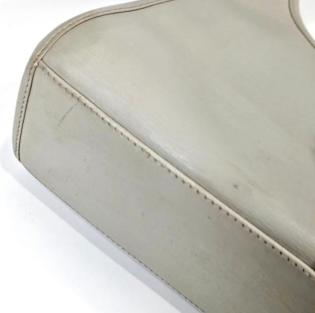 GUCCI Jackie Gray Leather Handbag with Piston Lock Accent